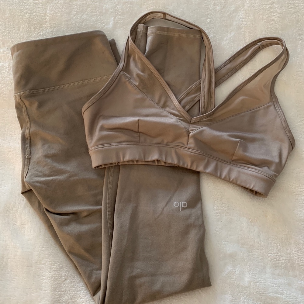 ALO YOGA set.